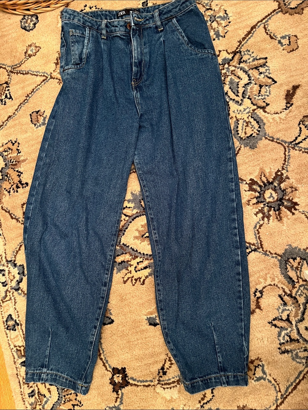 Zara Women's Relaxed barrel leg,High-Waist Jeans - Dark Blue
